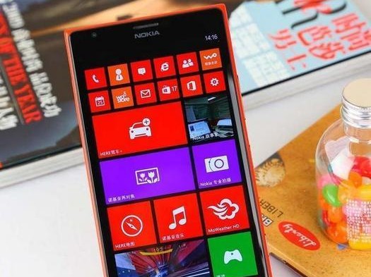 Lumia735（Lumia735）