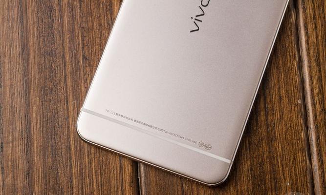 VivoX6信号表现如何？（一款值得信赖的手机信号强度评估）