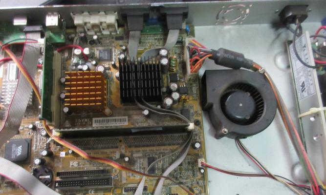 机顶盒512内存的性能表现如何？（探究机顶盒512内存在多方面应用中的表现和优化方案）