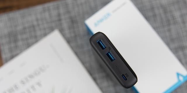 Anker充电宝的性能和实用性分析（解决您手机电量不足的最佳选择）