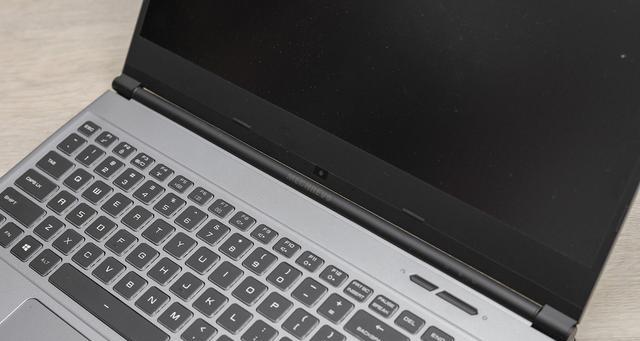机械Z2Air开机教程（从按键到桌面，一步步教你启动和配置你的机械Z2Air电脑）