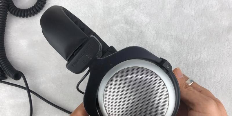 拜亚DT880隔音效果如何？（透析拜亚DT880耳机的隔音性能及用户体验）
