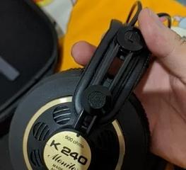 以TB点DIY耳机的实用性与创意性（通过个人定制，打造独一无二的音乐享受）