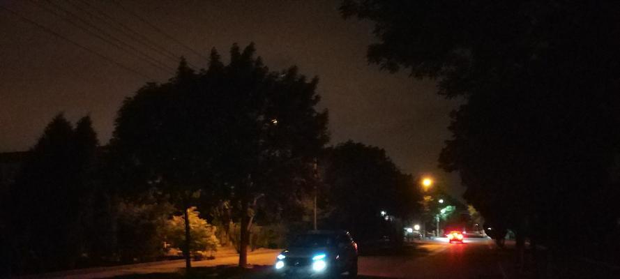 小米5s夜拍效果大揭秘（惊艳夜间影像，小米5s夜拍能否让你拍出星辰大海？）